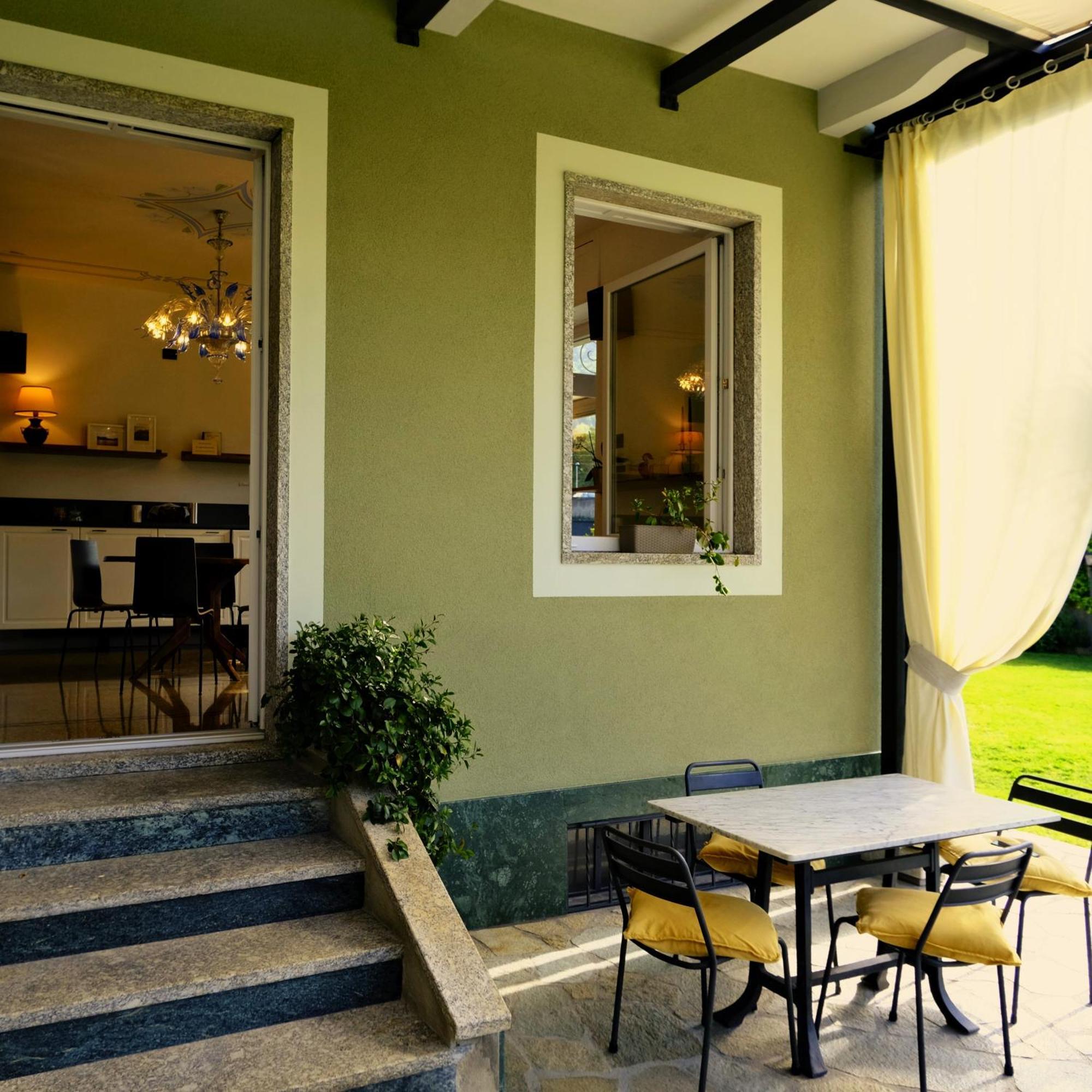 Residenza Laurum Mandello del Lario Exterior foto